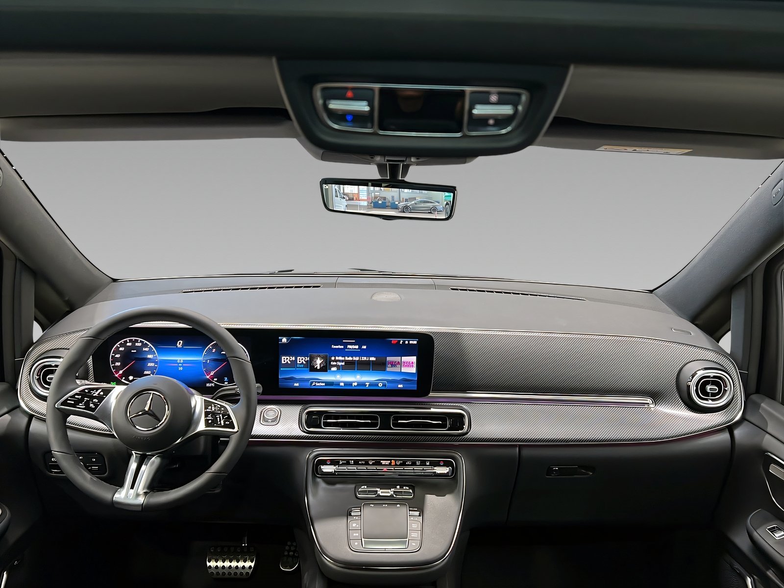 V 300 d 4M STYLE+AMG+DISTR+PANO+Burme+AHK+360 Bild 10