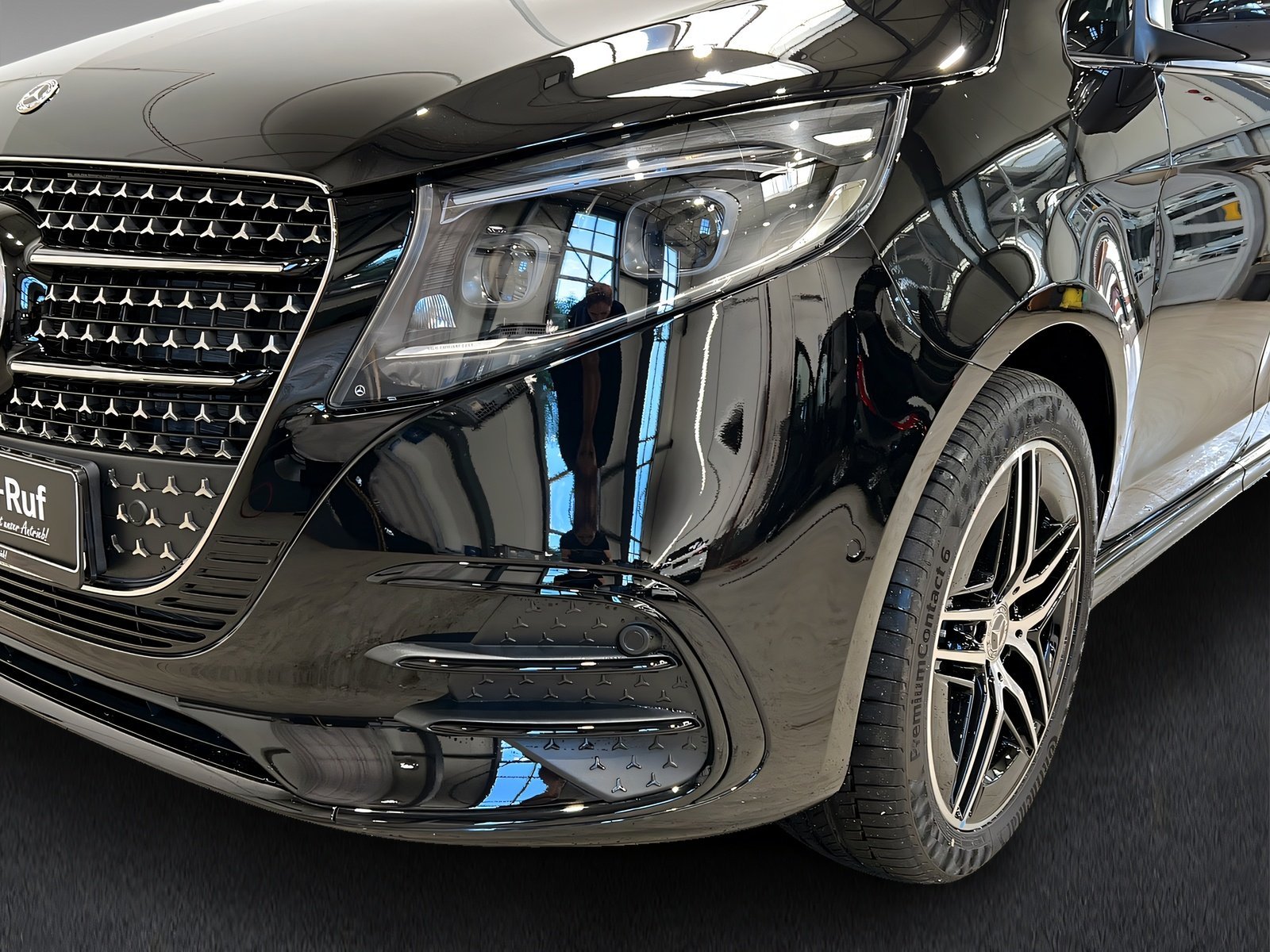 V 300 d 4M STYLE+AMG+DISTR+PANO+Burme+AHK+360 Bild 15