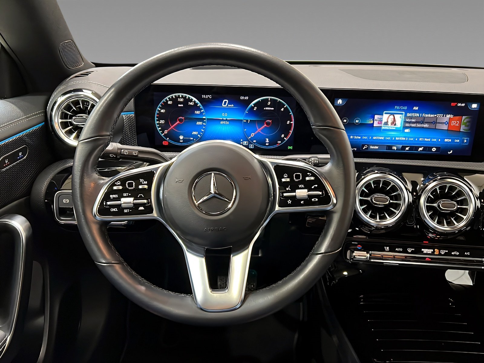 CLA 220d SB PROGRESSIVE+MULTI+DIST+NIGHT+HuD+360 Bild 14