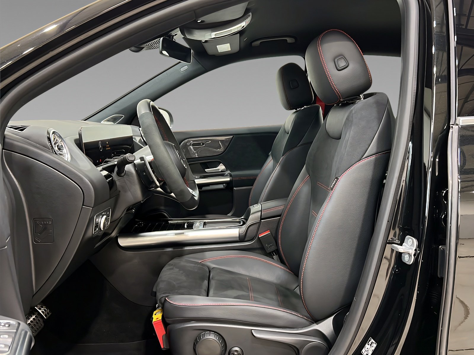 GLA 45 S AMG 4M+ LED+Kamera+Ambi+Burme+TotW+DAB Bild 9
