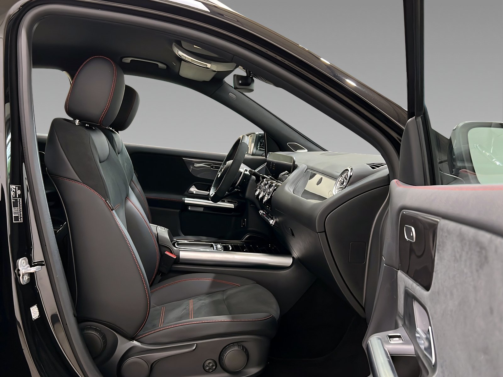 GLA 45 S AMG 4M+ LED+Kamera+Ambi+Burme+TotW+DAB Bild 12