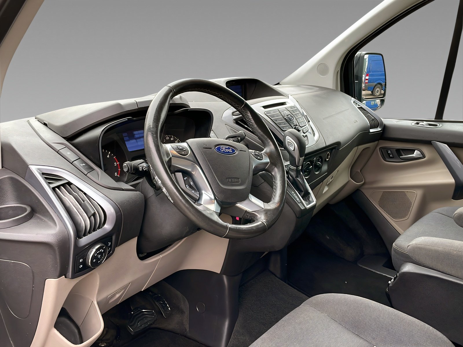 Tourneo Custom 2.0 TDCi 310 L2 Titanium Bild 15