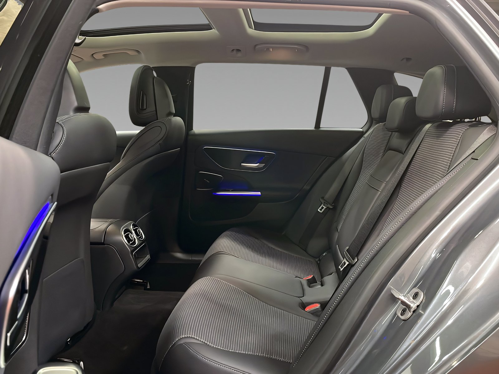 C 220 d T-Modell Standhzg+Distronic+Memory+360° Bild 10