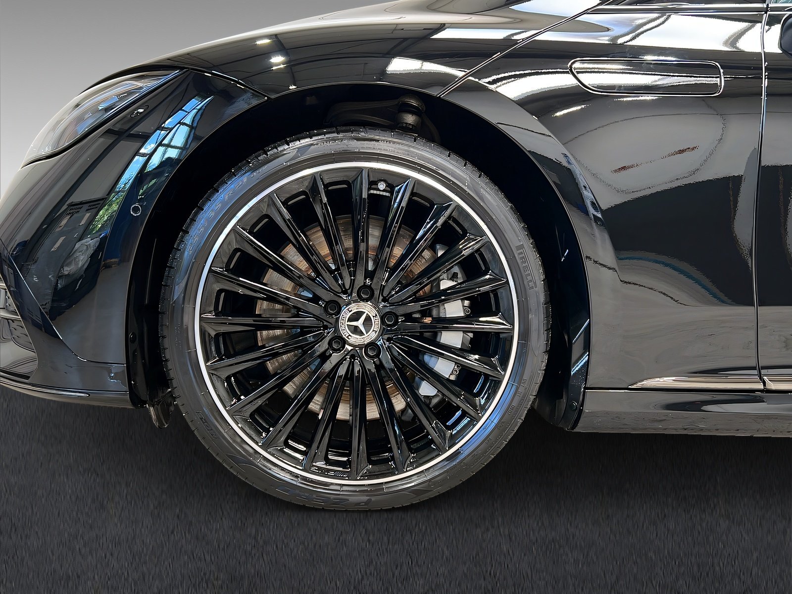 EQE 350 AMG Memory+AHK+Airmatic+Night+DAB+LED Bild 4