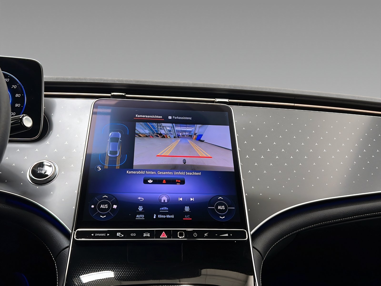 EQE 350 AMG Memory+AHK+Airmatic+Night+DAB+LED Bild 15