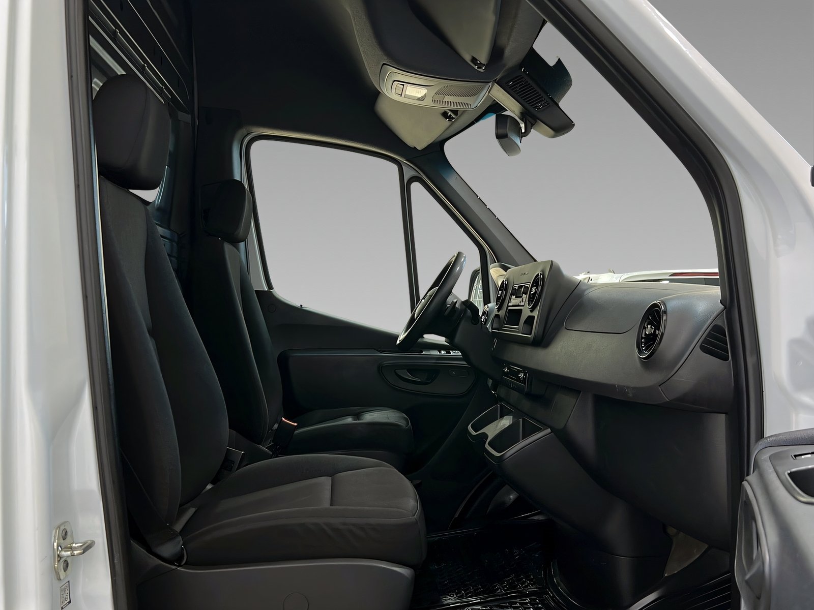 eSprinter 312 Kasten L2H2 Kamera+Klima+SHz+DAB Bild 12