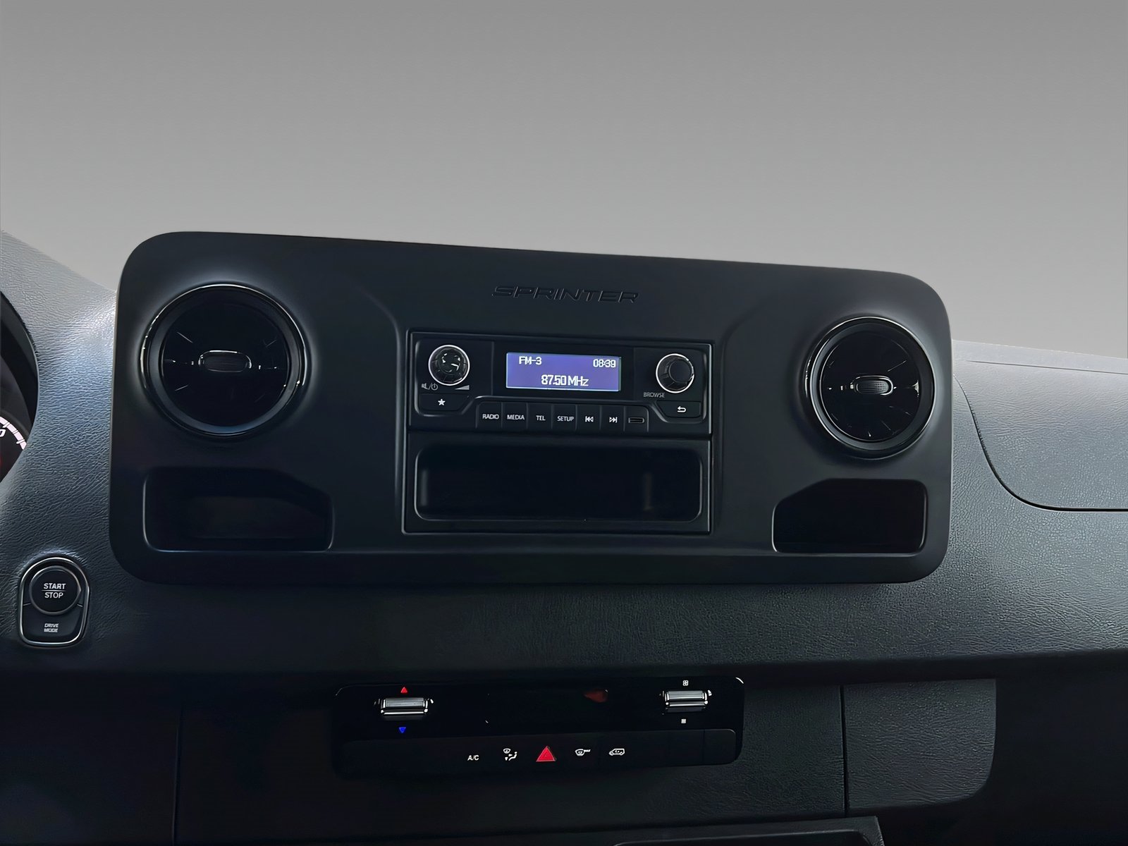 eSprinter 312 Kasten L2H2 Kamera+Klima+SHz+DAB Bild 14