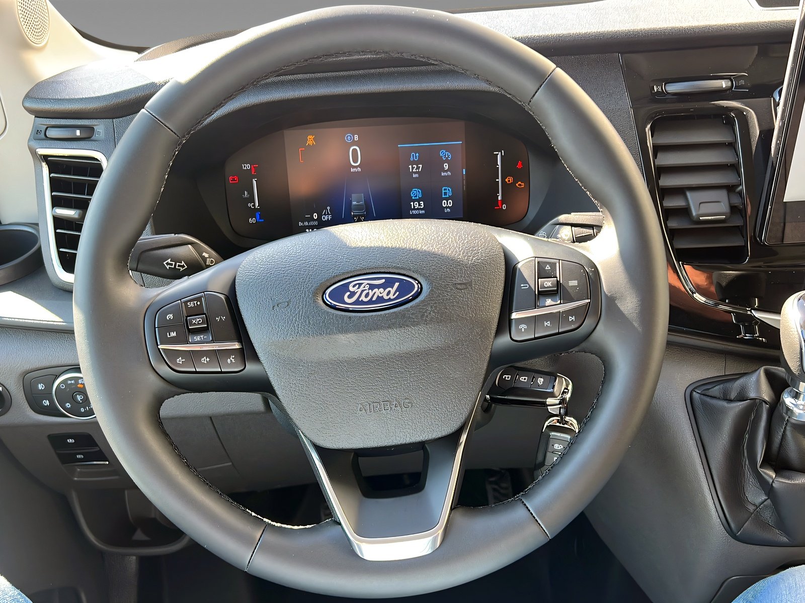 Transit Kasten 350 L3-Trend-AHK-Ganzjahresreifen Bild 11