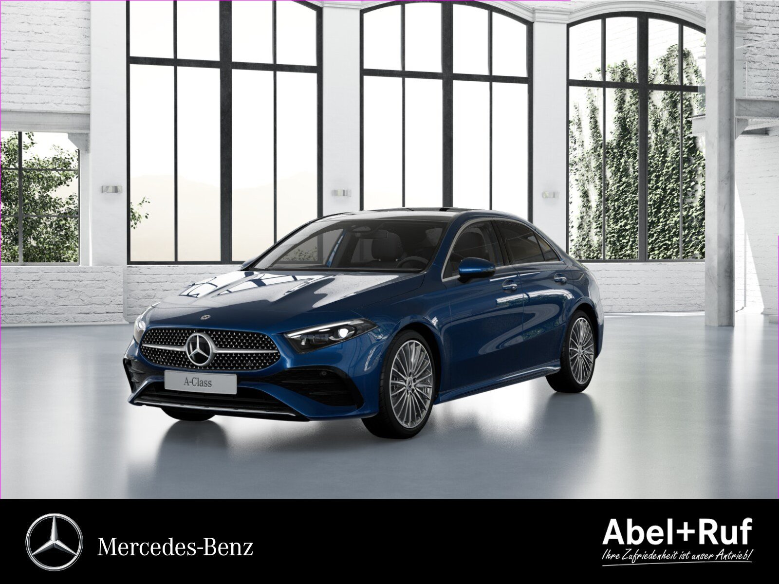 Mercedes-Benz A 250 4M Limousine AMG Pano + Burmester + Multibeam