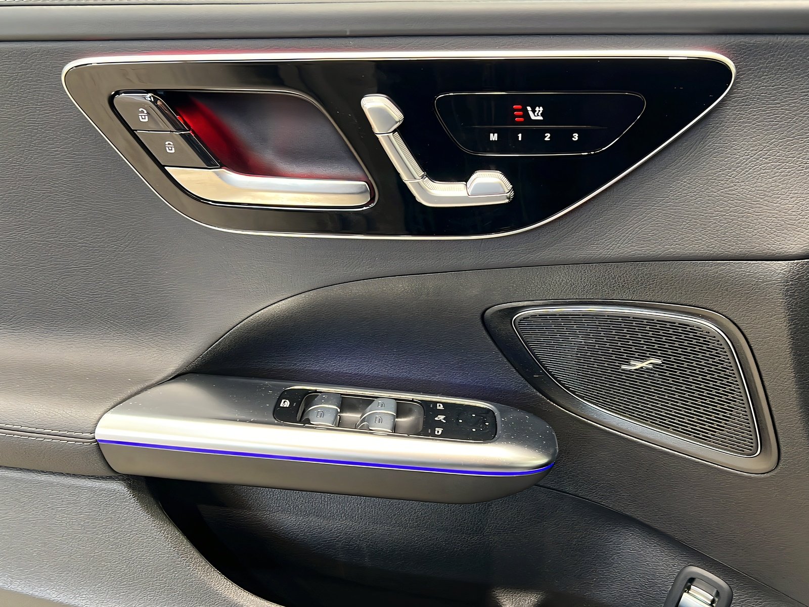 C 300 d T AMG+DIGITAL+NIGHT+Ambi+Memo+LrHz+360° Bild 13