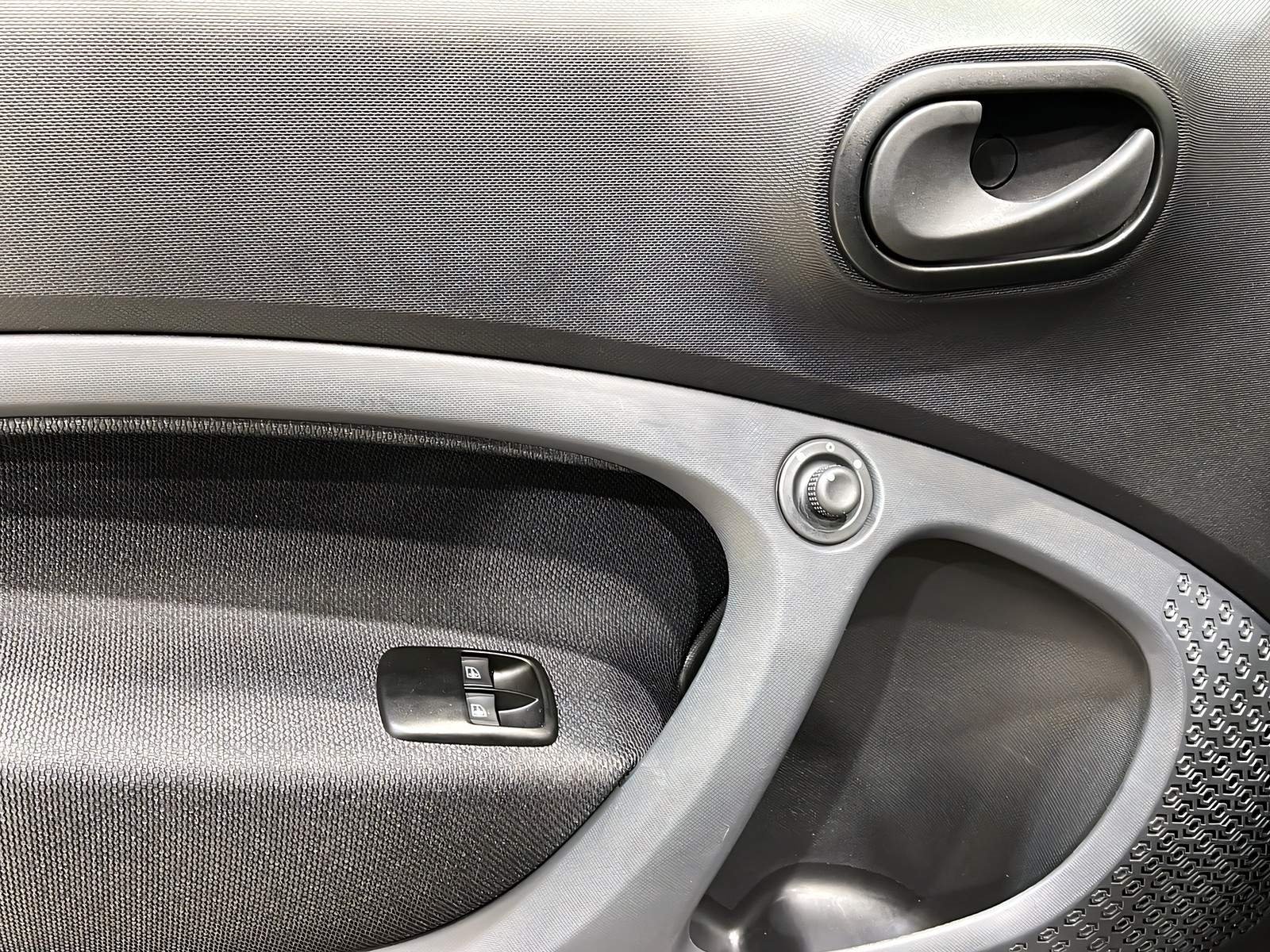 smart EQ fortwo Plus-Paket+Tempomat+Klima+DAB Bild 13