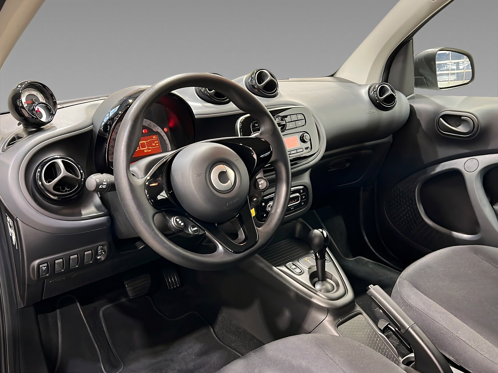 smart EQ fortwo Plus-Paket+Tempomat+Klima+DAB Bild 14