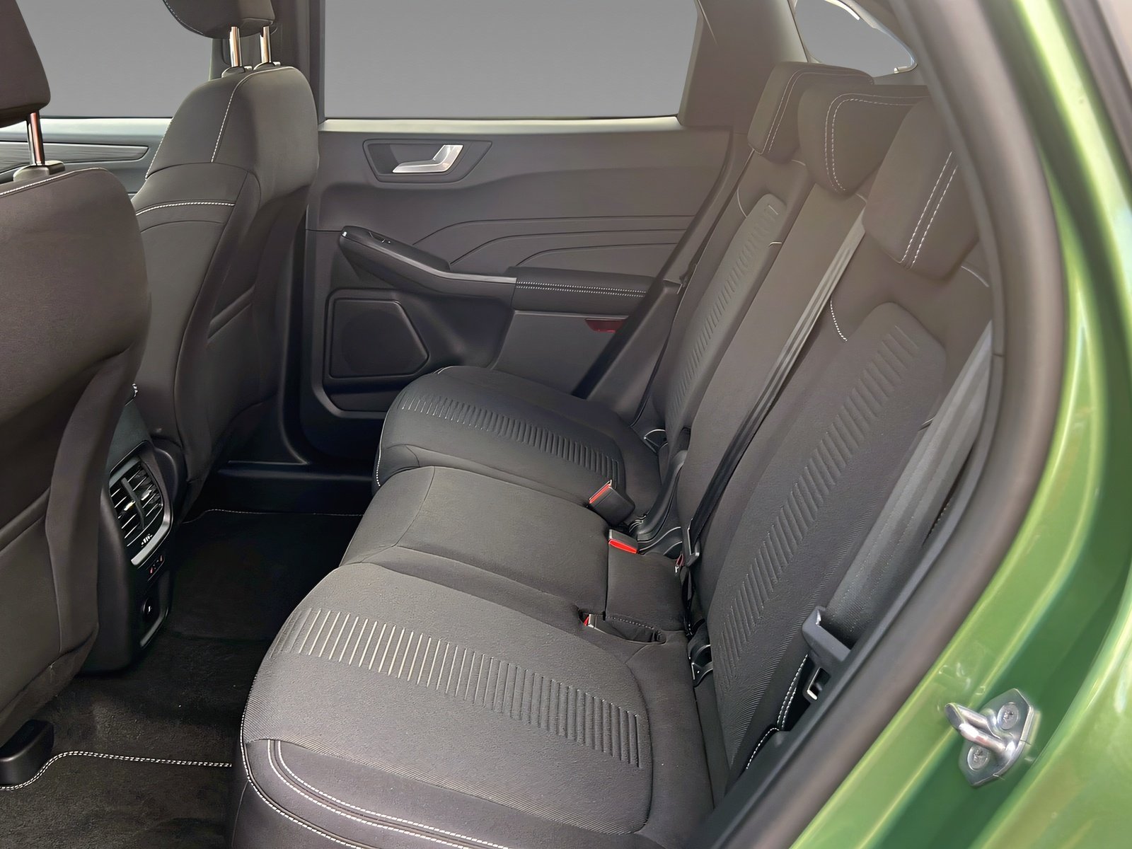 Kuga Active 2,5L PHEV+WinterPaket+PDC+Kamera+LED Bild 9