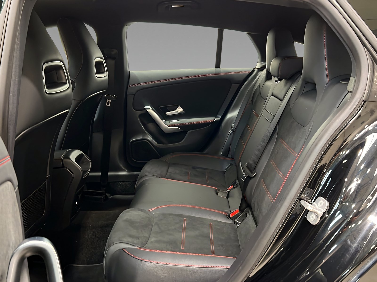 CLA 180 SB AMG+MBUX+EASY-PACK+LED+Ambi+Kamera Bild 11