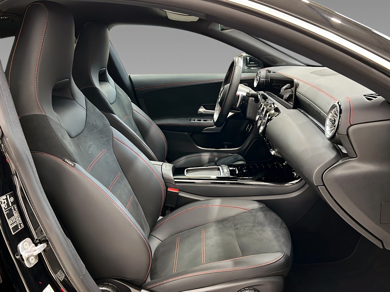 CLA 180 SB AMG+MBUX+EASY-PACK+LED+Ambi+Kamera Bild 12