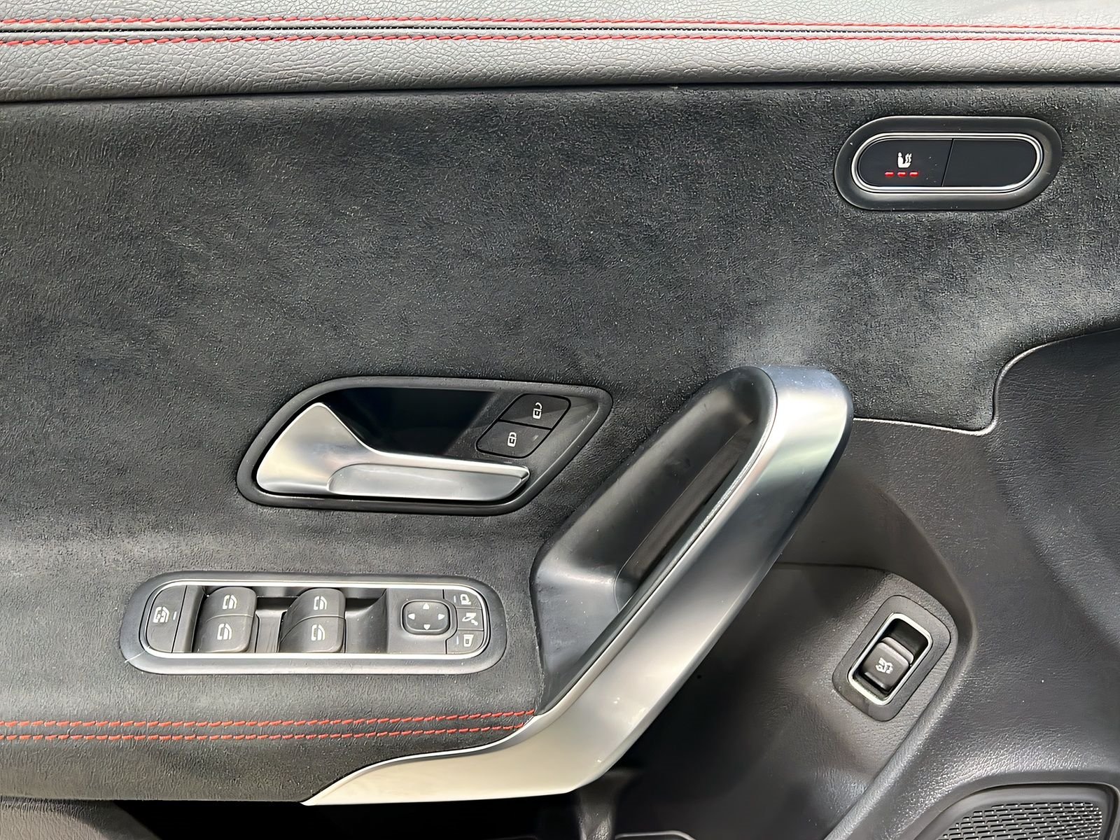 CLA 180 SB AMG+MBUX+EASY-PACK+LED+Ambi+Kamera Bild 13