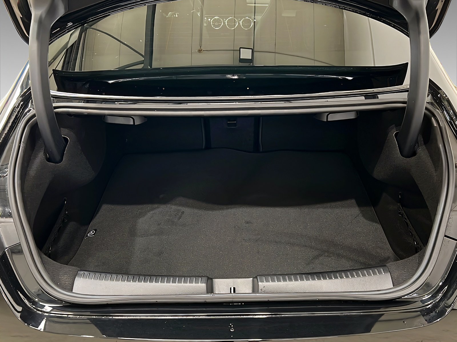 CLA 200 Coupé+AMG+NightPaket+Lenkradheizung+MBUX Bild 6