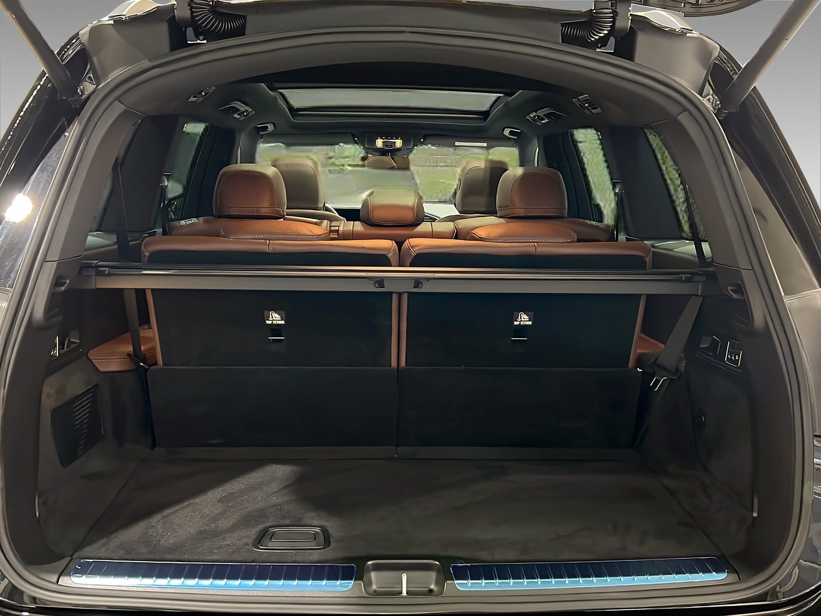 GLS 450 d 4M AMG+DISTR+NIGHT+Burme+TotW+AHK+360° Bild 6