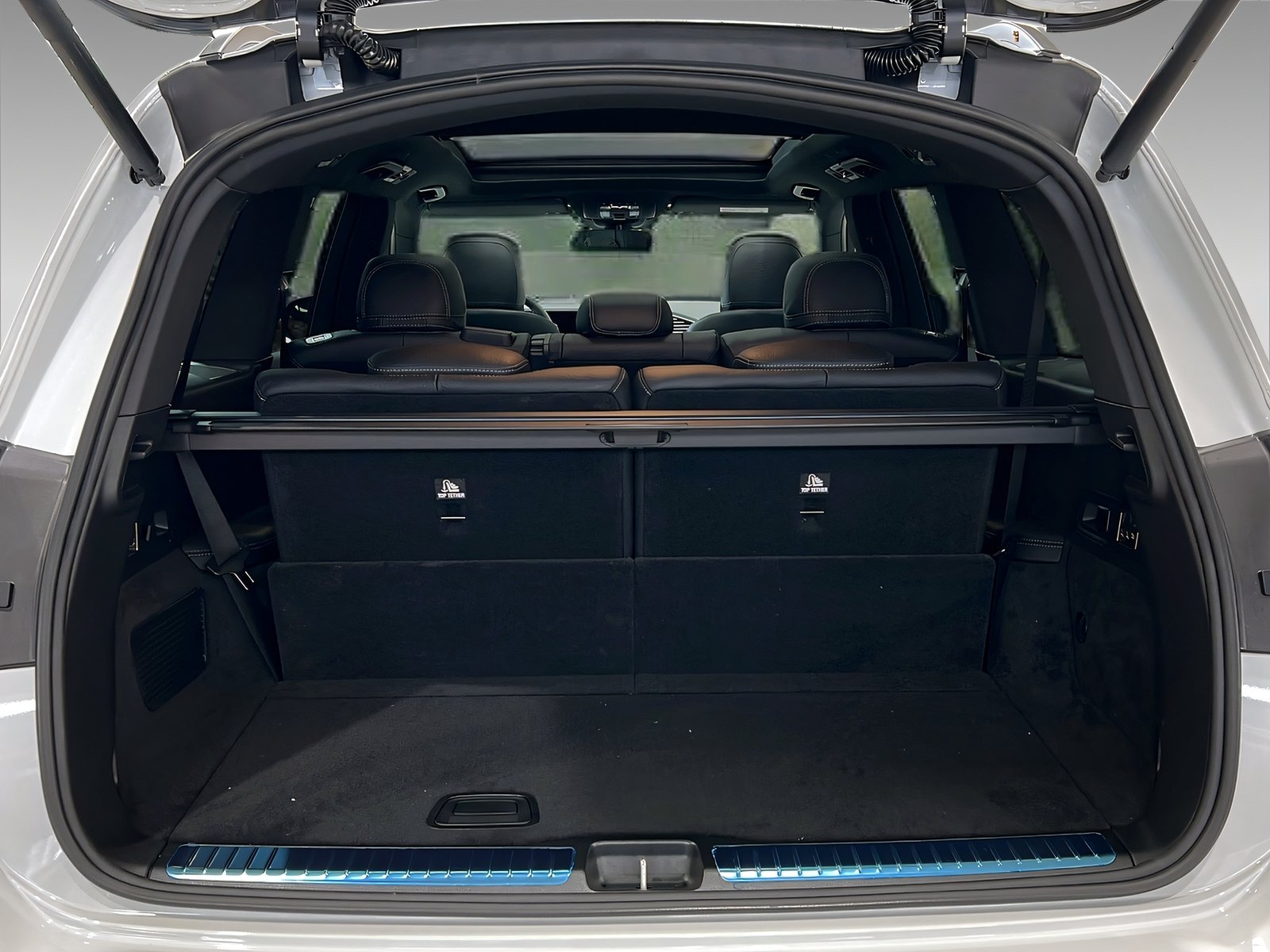 GLS 450d 4M AMG+DIST+Burme+TotW+StHz+HuD+AHK+360 Bild 6