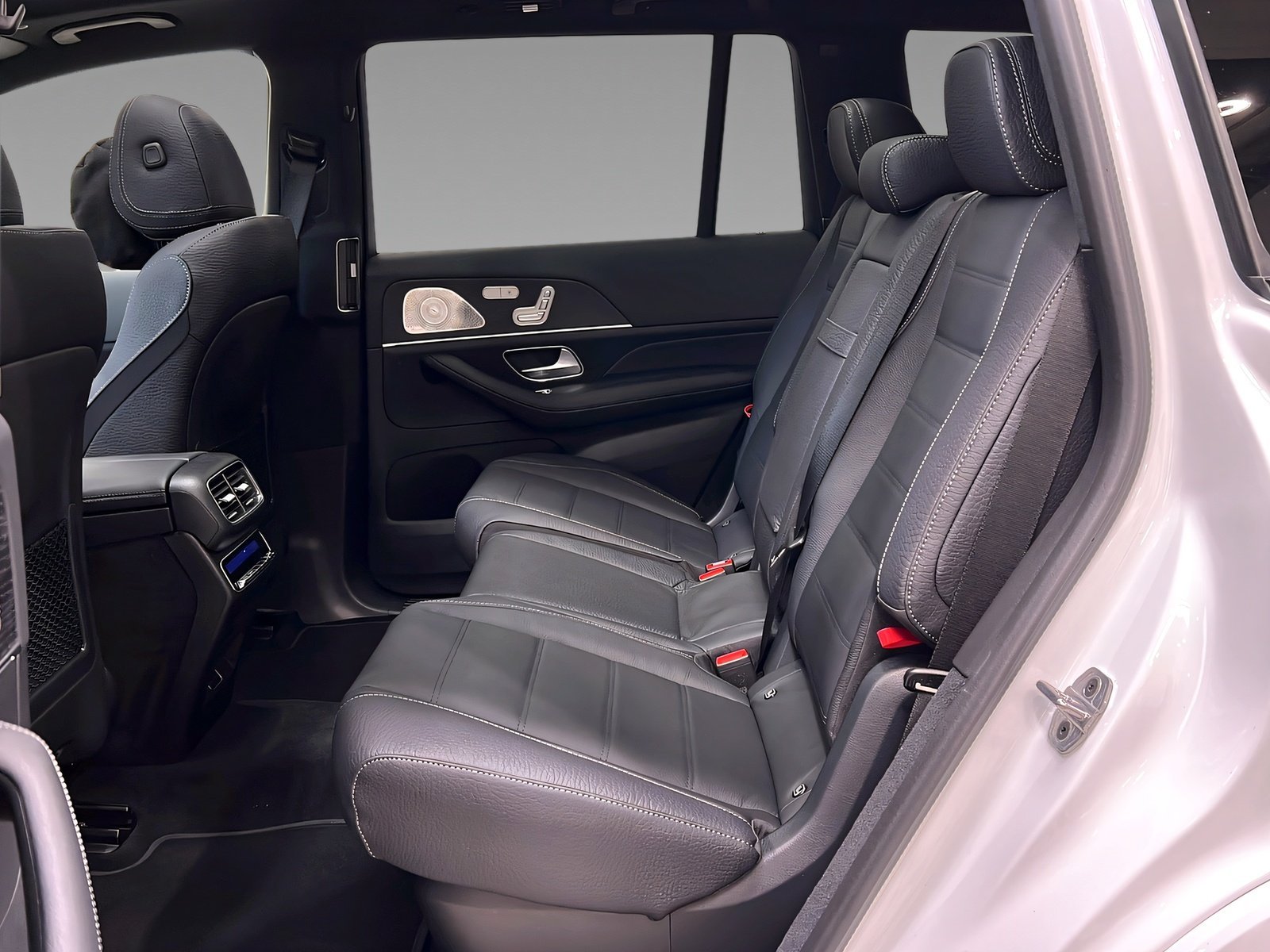 GLS 450d 4M AMG+DIST+Burme+TotW+StHz+HuD+AHK+360 Bild 9