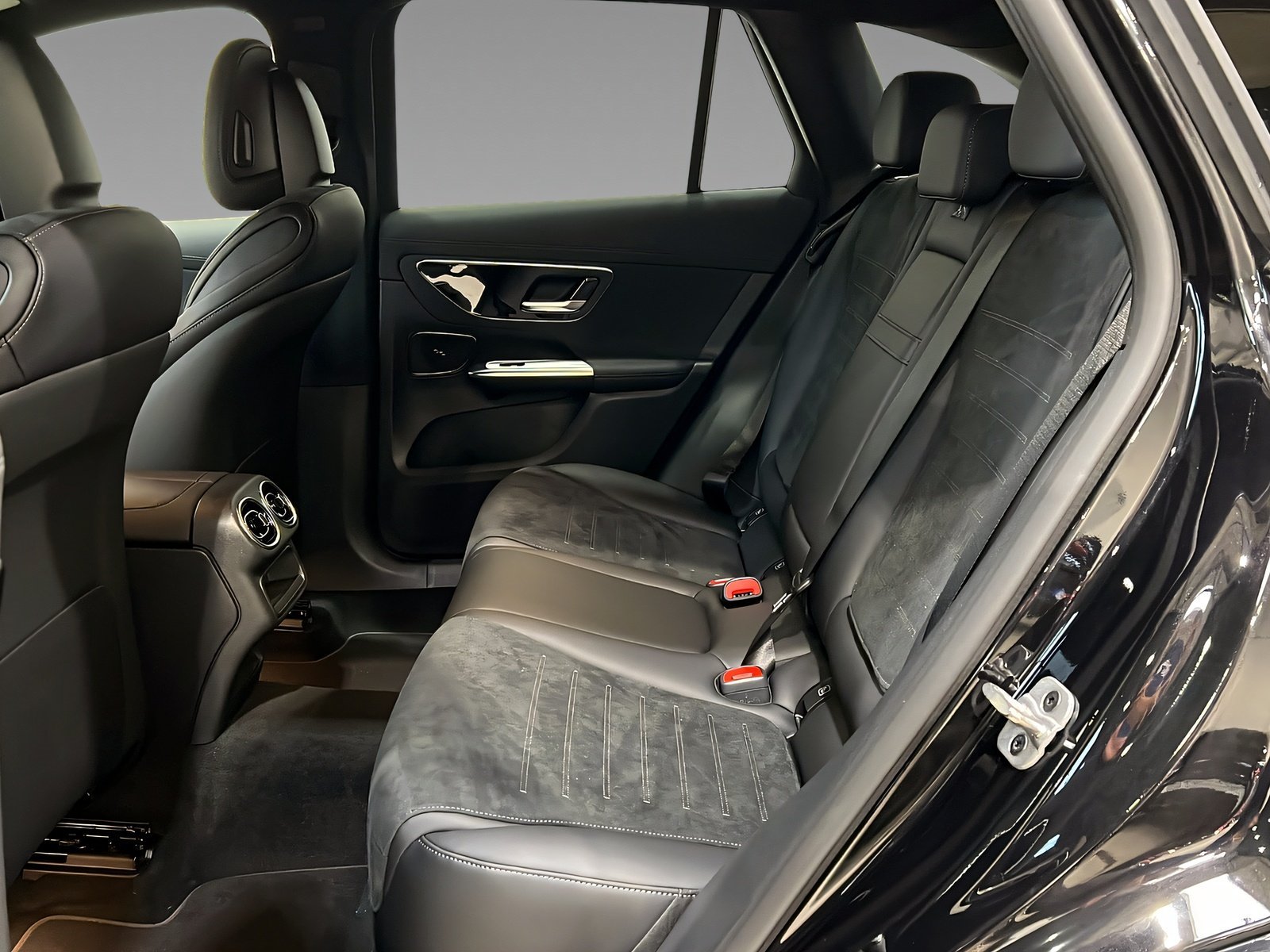 GLC 220 d 4M AMG+DIGITAL+DISTR+Memo+TotW+AHK+360 Bild 9