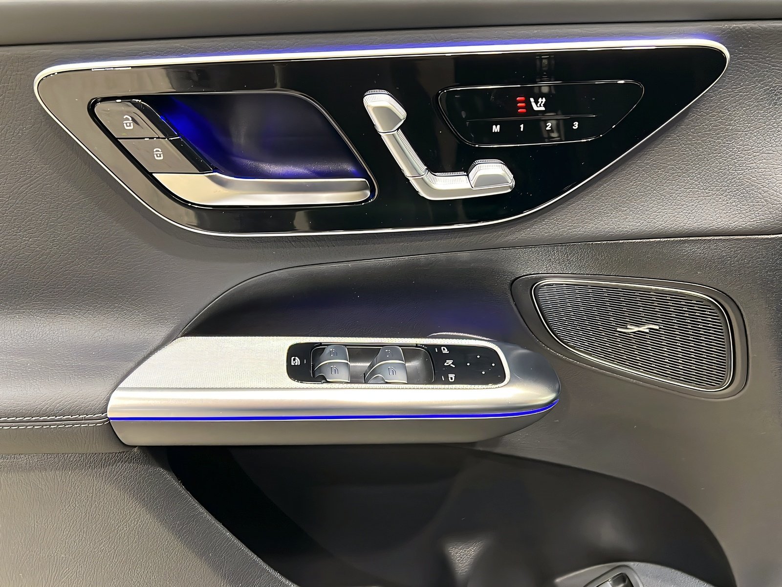 GLC 220 d 4M AMG+DIGITAL+DISTR+Memo+TotW+AHK+360 Bild 13