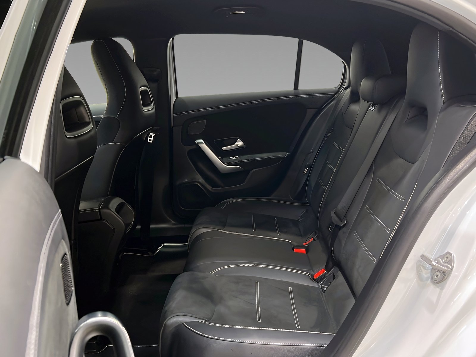 A 250 e AMG+LED+NIGHT+Kamera+Ambiente+CarPlay Bild 12