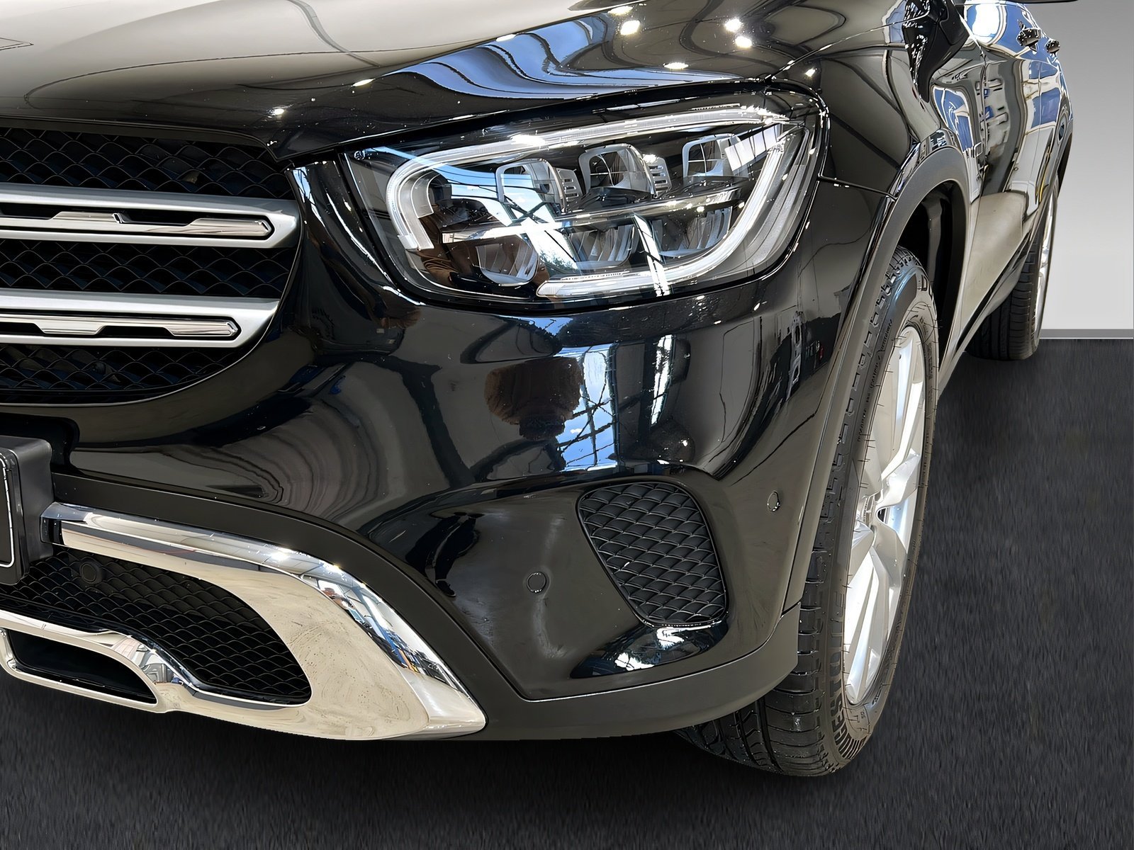 GLC 300de 4M CHROM+LED+DISTR+Ambi+Kamera+TotW Bild 3