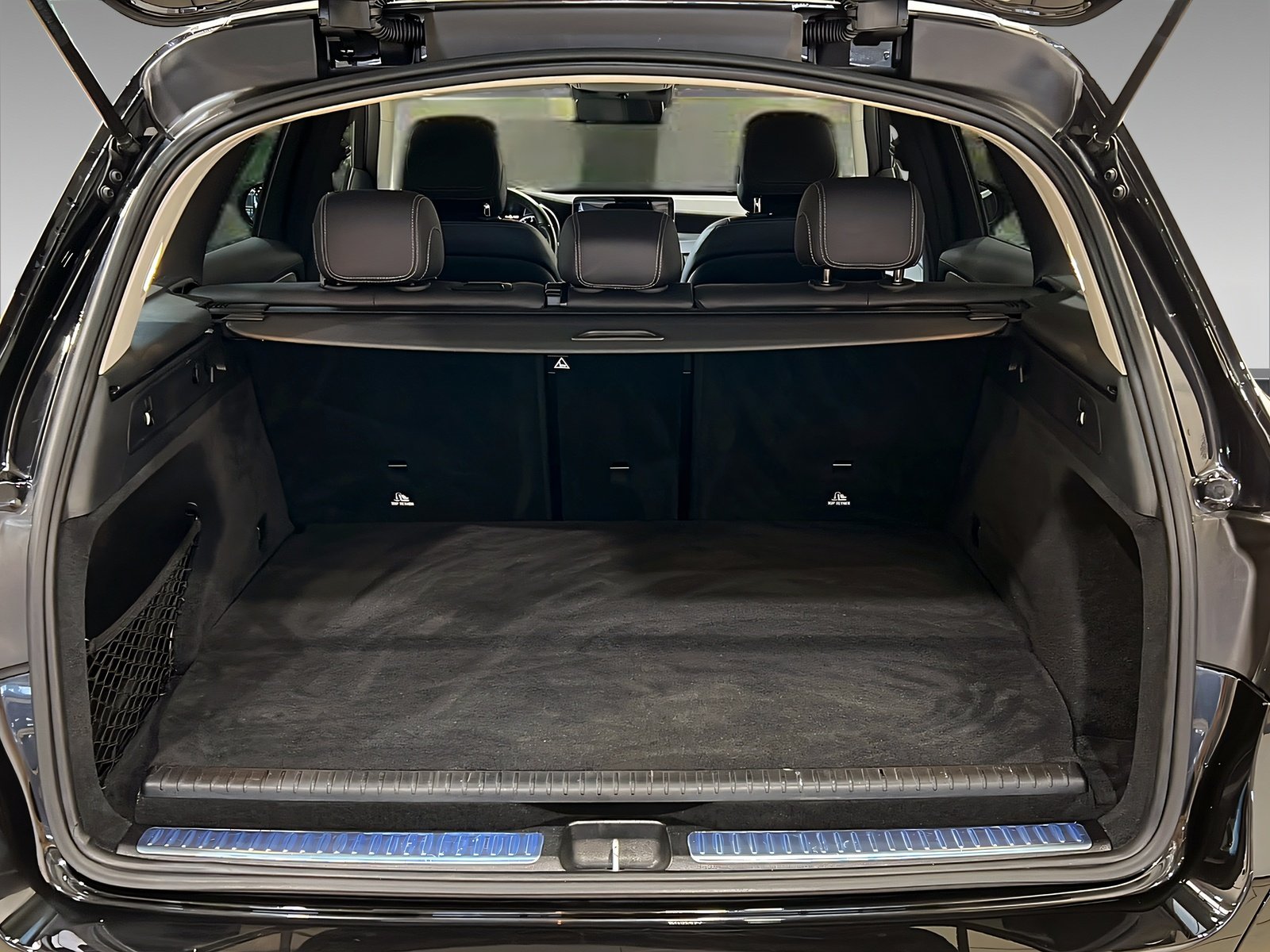 GLC 300de 4M CHROM+LED+DISTR+Ambi+Kamera+TotW Bild 8