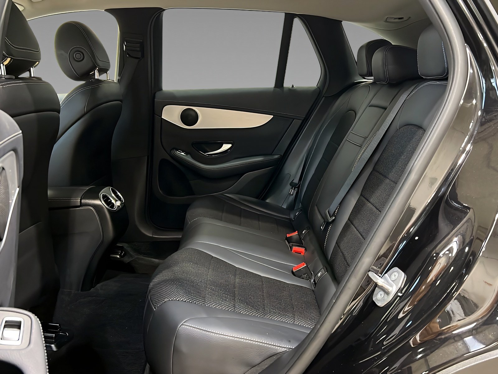 GLC 300de 4M CHROM+LED+DISTR+Ambi+Kamera+TotW Bild 10