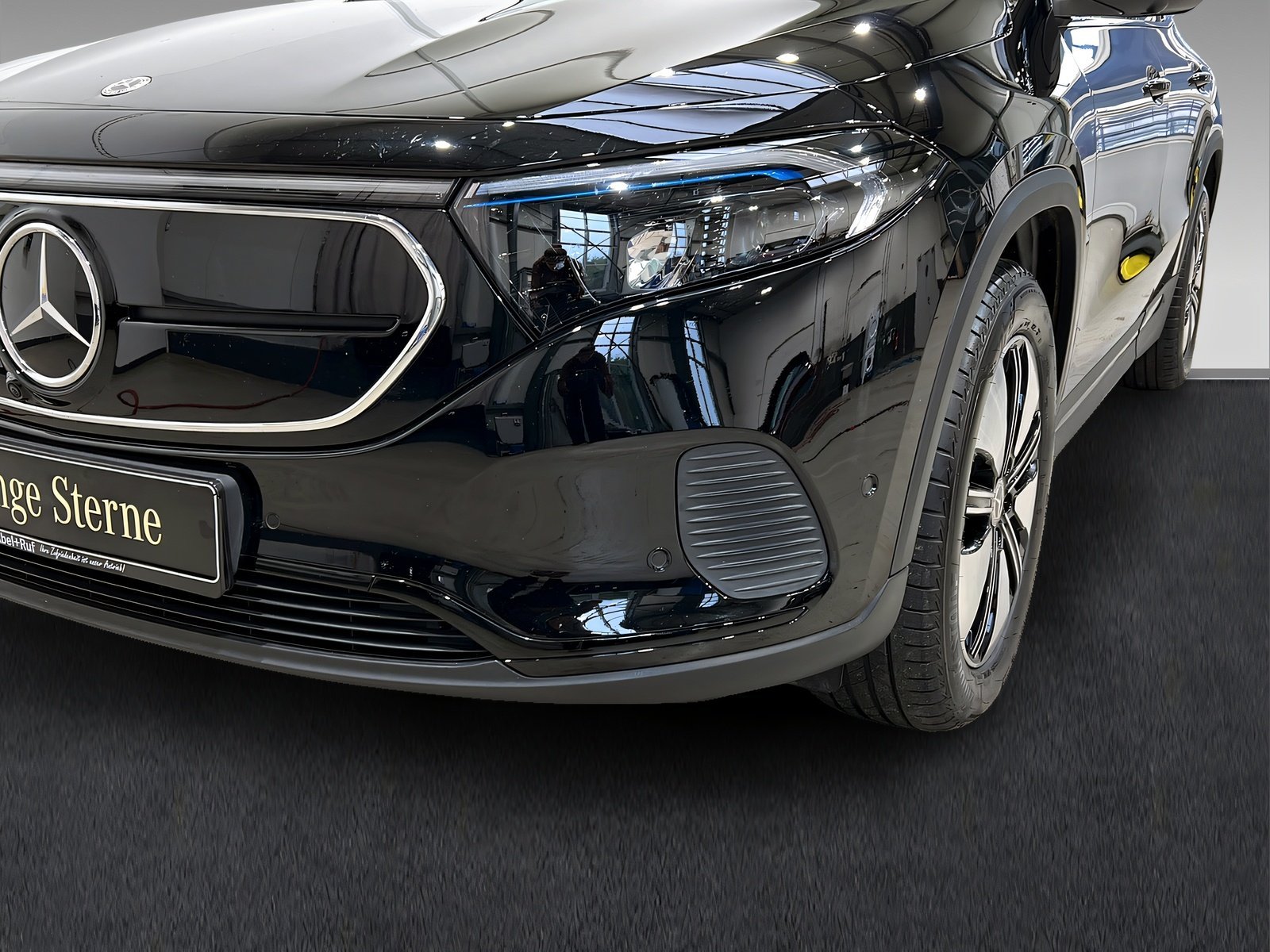 EQA 250+ PROGRESSIVE+NIGHT+DISTRO+LED+Ambi+360° Bild 7