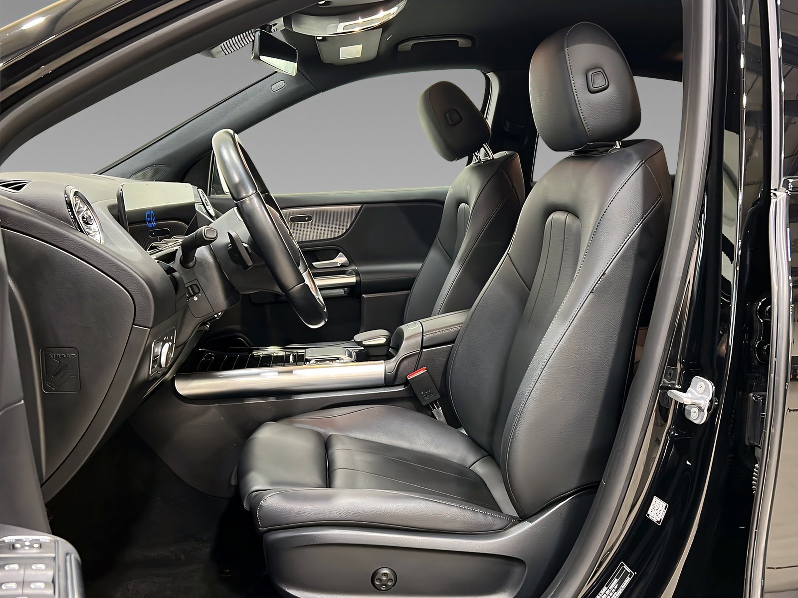 EQA 250+ PROGRESSIVE+NIGHT+DISTRO+LED+Ambi+360° Bild 9