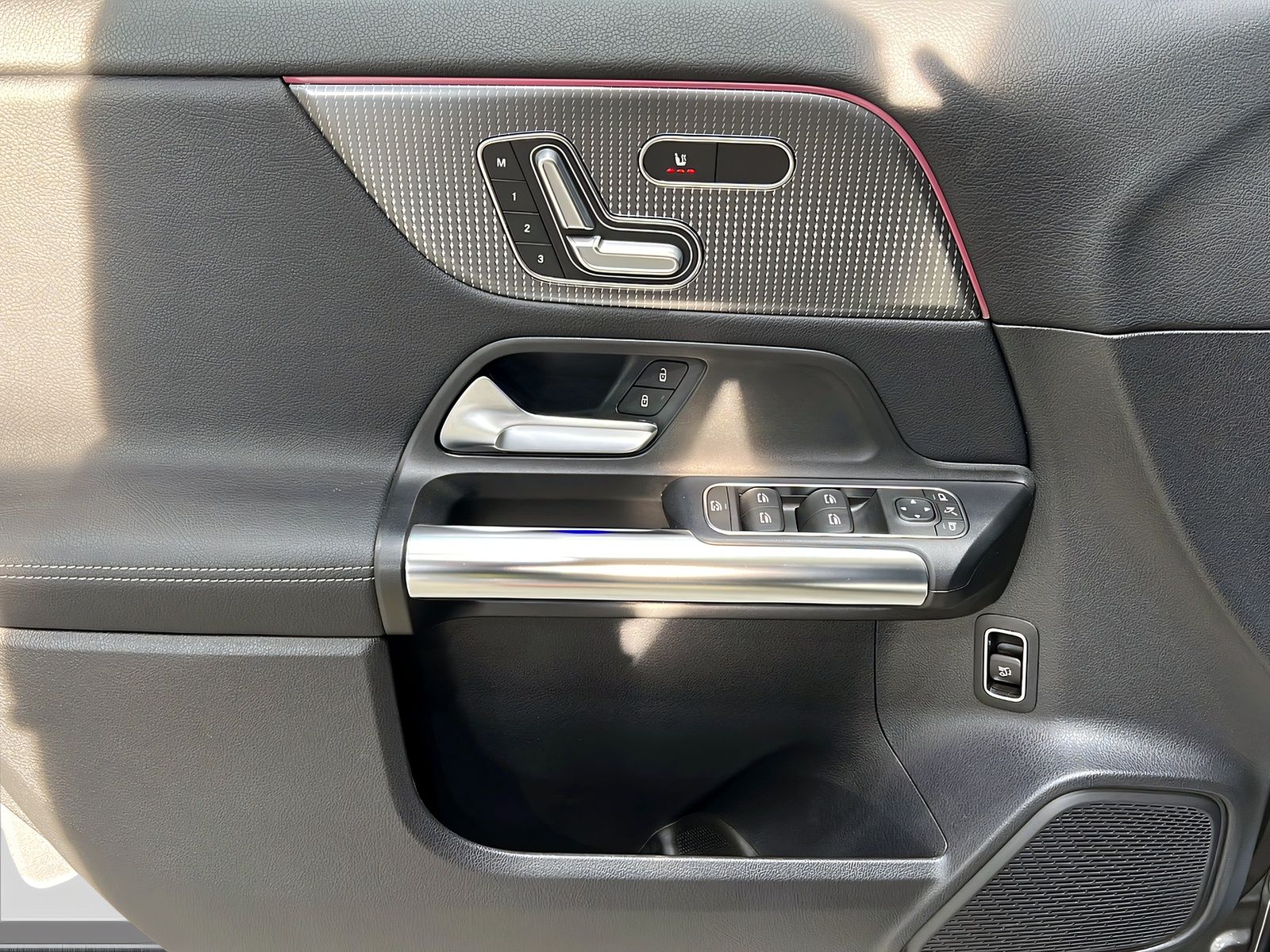 EQA 250 PROGRESSIVE+NIGHT+LED+Kamera+Ambi+TotW Bild 13