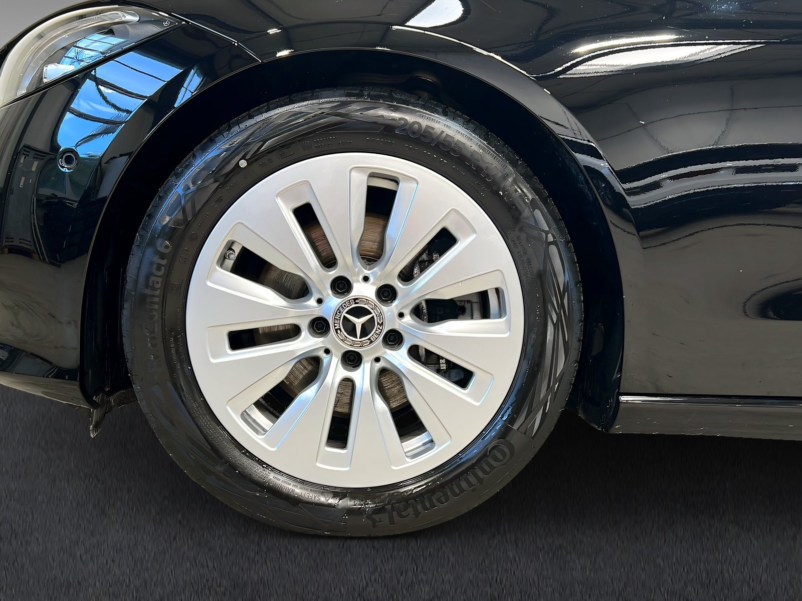 C 200 T-Modell LED+MBUX+Kamera+CarPlay+Ambi+TotW Bild 4