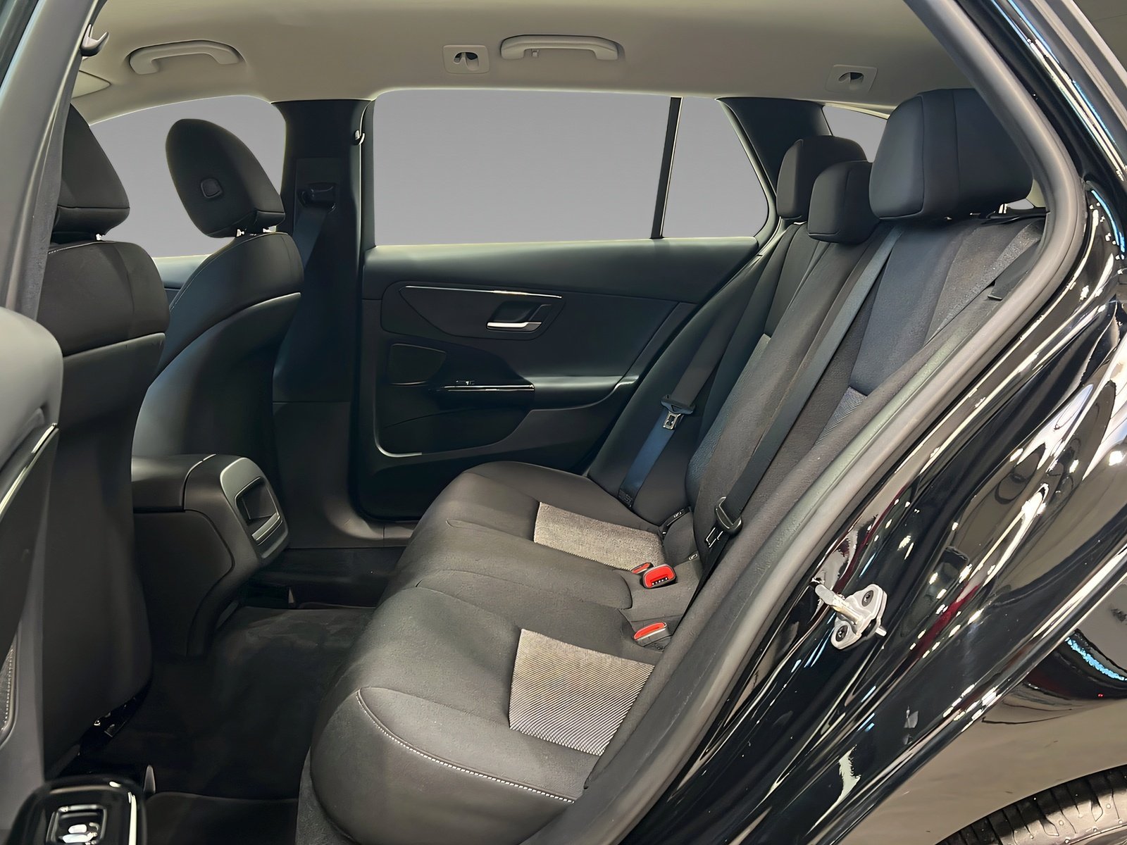 C 200 T-Modell LED+MBUX+Kamera+CarPlay+Ambi+TotW Bild 10