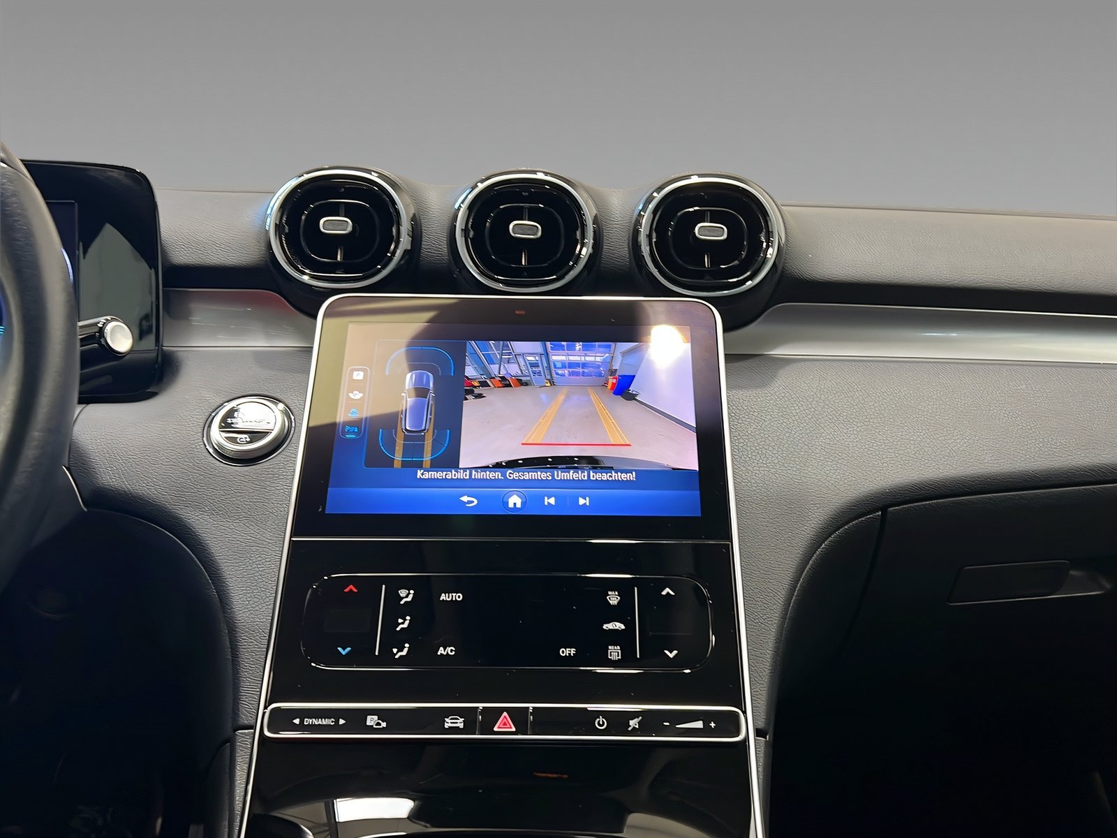 C 200 T-Modell LED+MBUX+Kamera+CarPlay+Ambi+TotW Bild 15