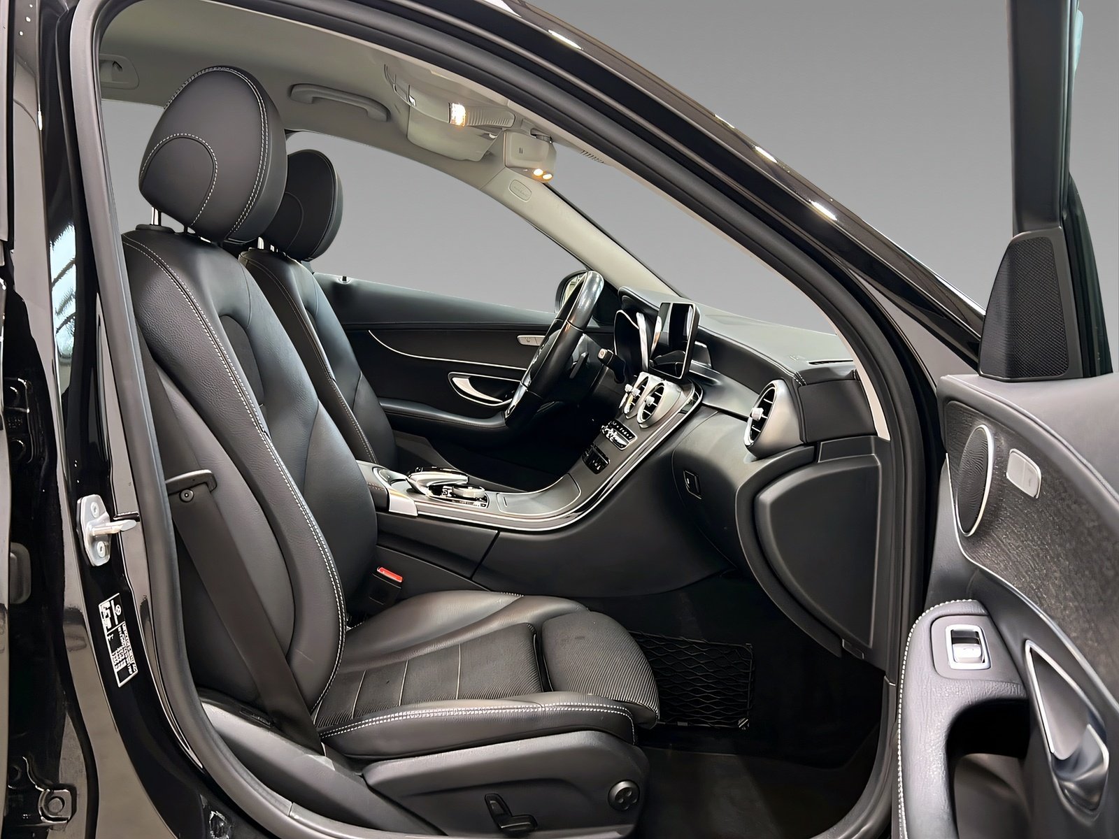 C 300 d T AMG+LED+Kamera+CarPlay+Ambiente+TotW Bild 12