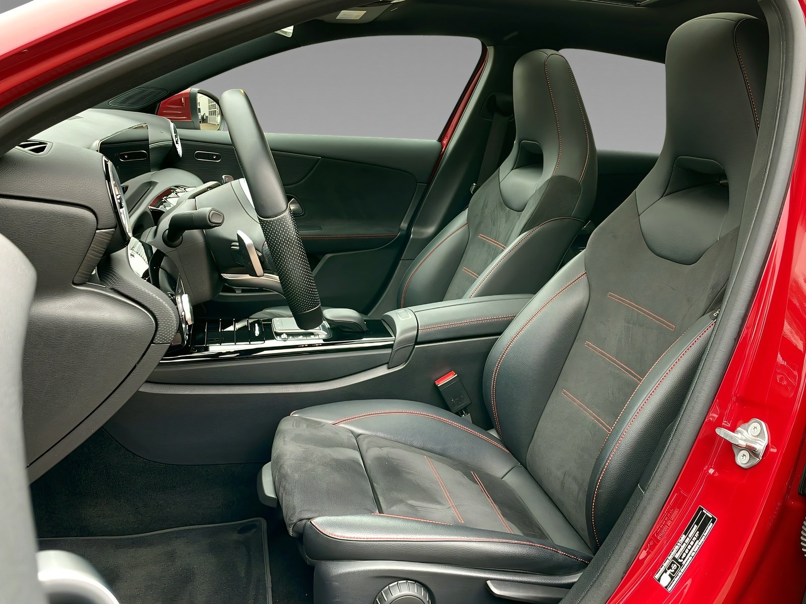 A 250 e AMG+MULTI+Ambiente+Pano+CarPlay+TotW+360 Bild 9