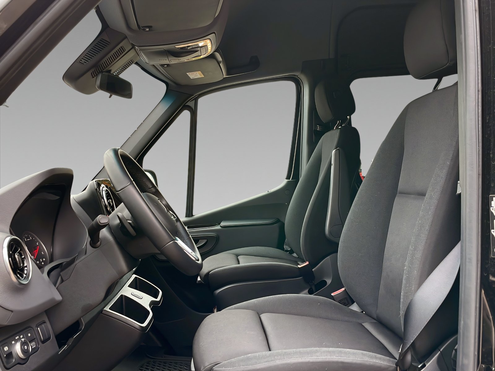 Sprinter 317 Tourer L2H2 Dachkli+LED+DISTRO+AHK Bild 8