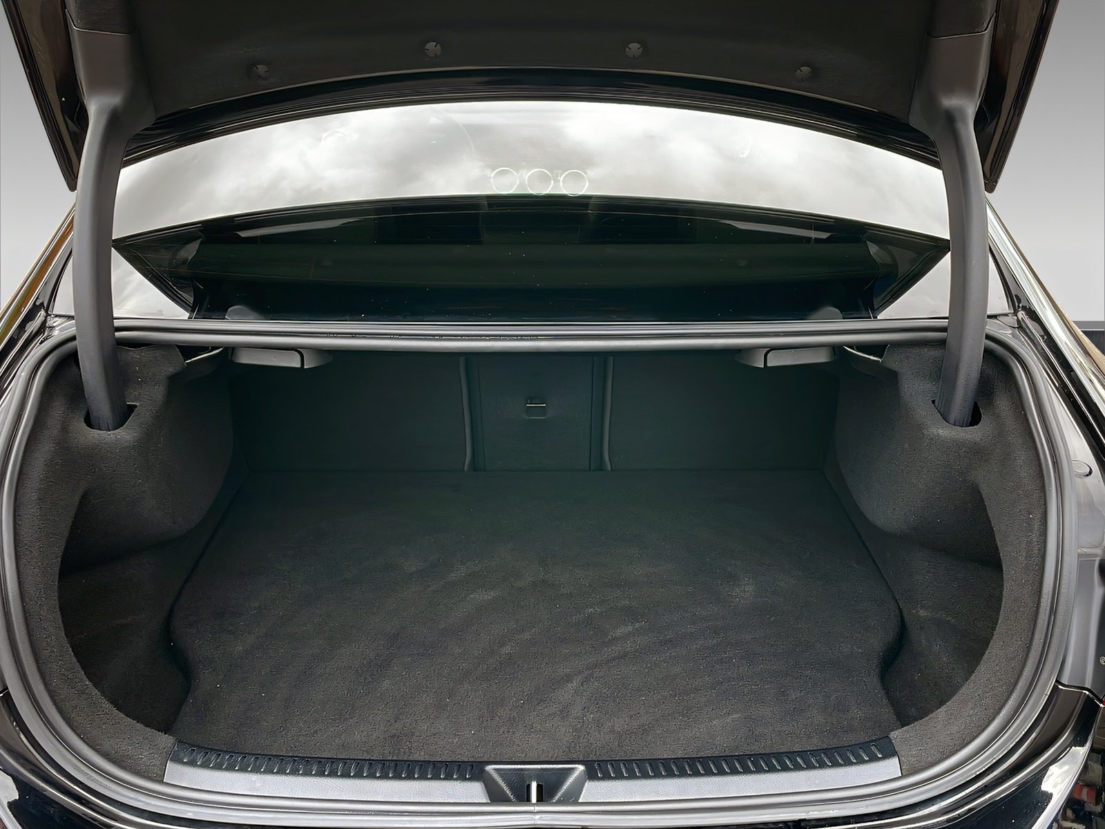 A 250 e Limo AMG+LED+NIGHT+Kamera+CarPlay+Ambi Bild 8