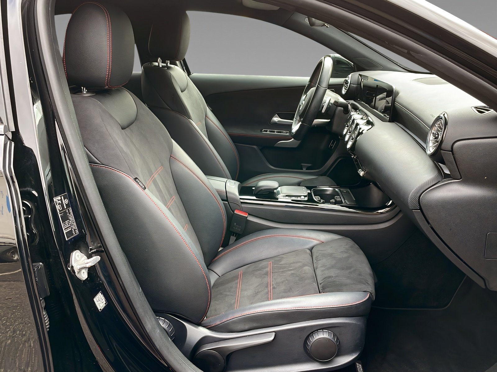 A 250 e Limo AMG+LED+NIGHT+Kamera+CarPlay+Ambi Bild 12