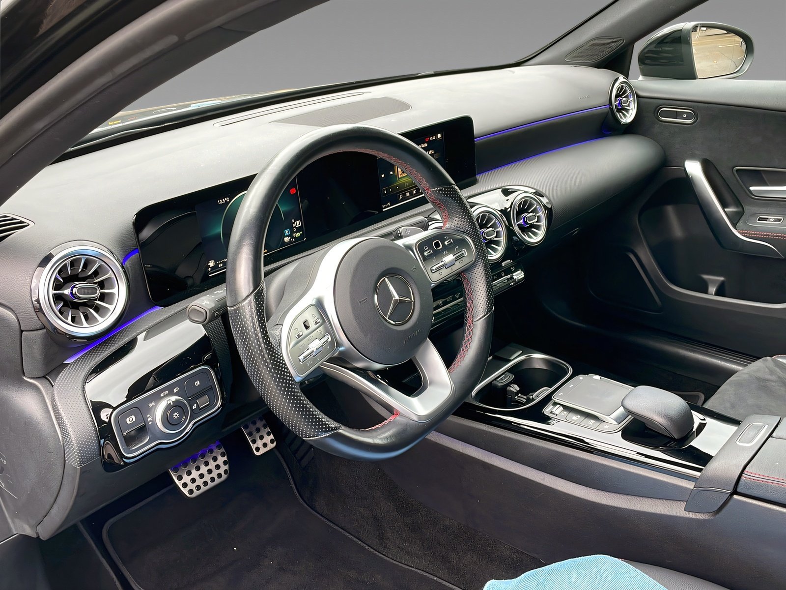 A 250 e Limo AMG+LED+NIGHT+Kamera+CarPlay+Ambi Bild 14