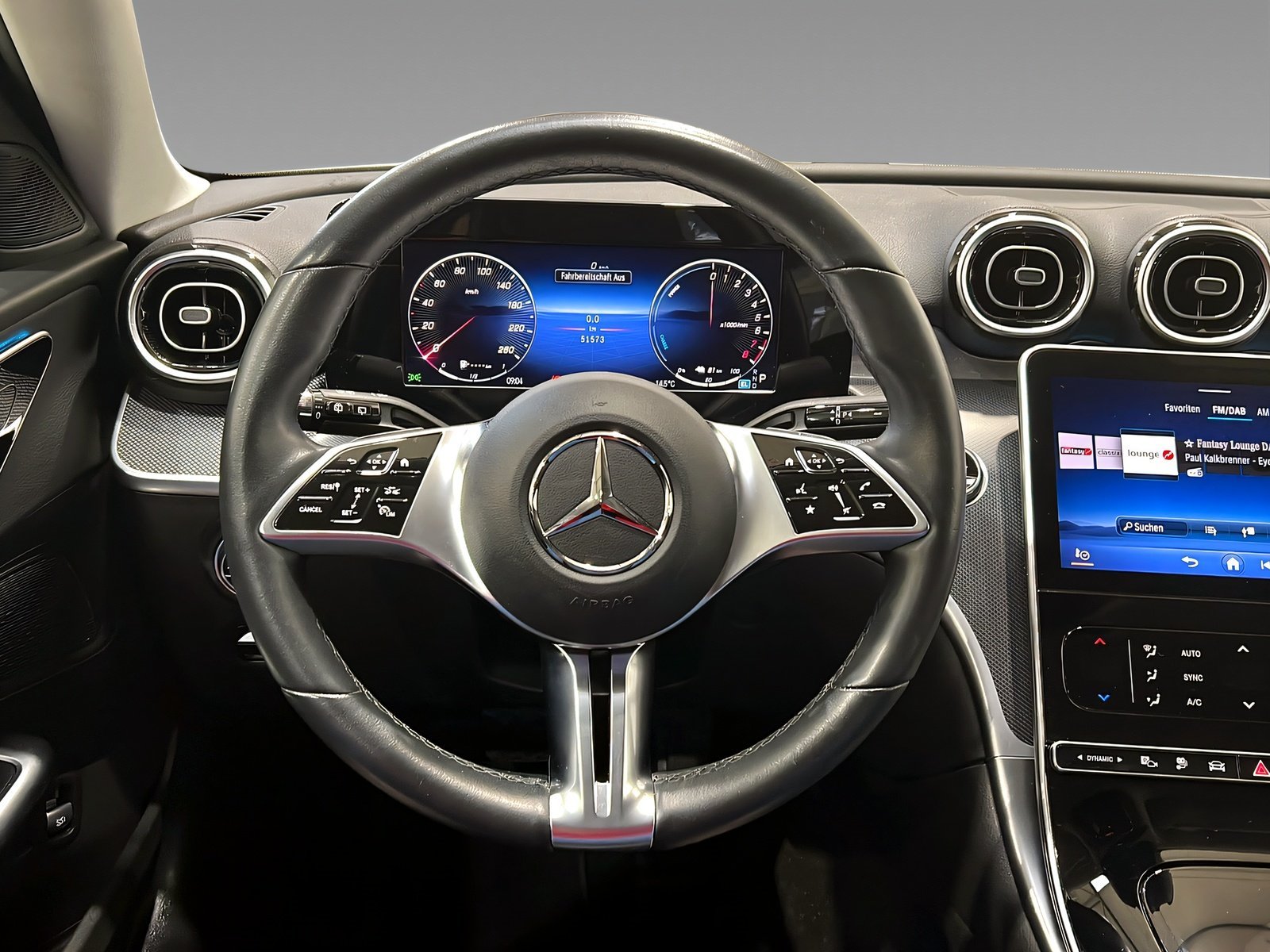 C 300 e T AVANTGARDE+LED+DISTR+CarPlay+Kame+Ambi Bild 14