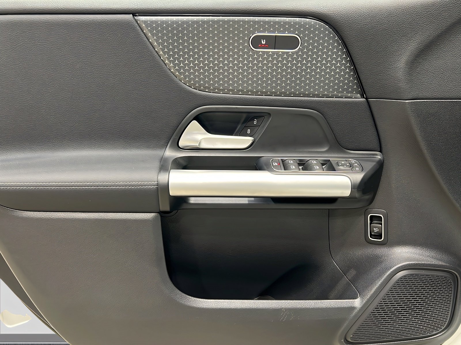 B 200 PROGRESSIVE+LED+MBUX+TotW+LrHz+DAB+360° Bild 13