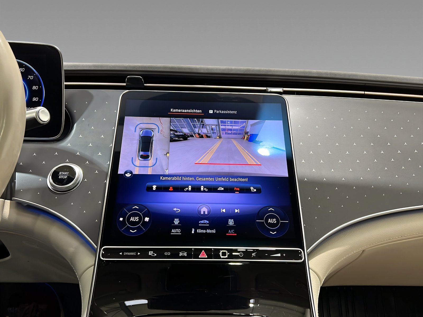 EQS 450+ AMG+MBUX+DIGITAL-LIGHT+DISTRO+Pano+360° Bild 15