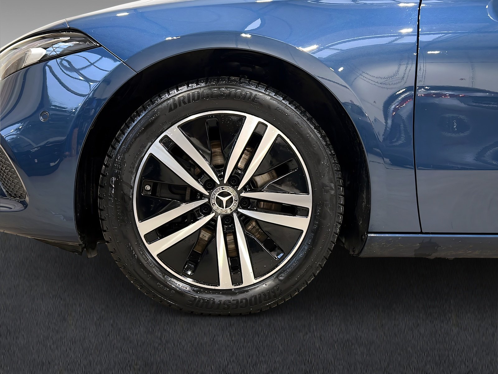 A 250 e PROGRESSIVE+MULTI+NIGHT+Kam+CarPlay+TotW Bild 4