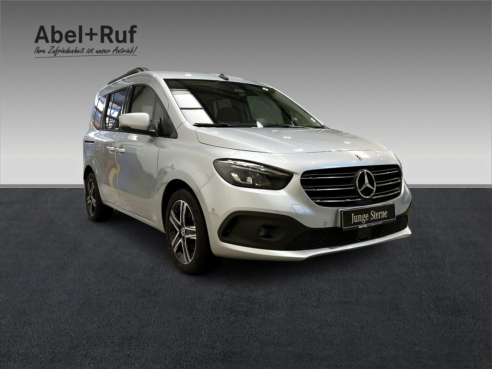 T 180d PROGRESSIVE Standard LED+TotW+Ambi+AHK Bild 2