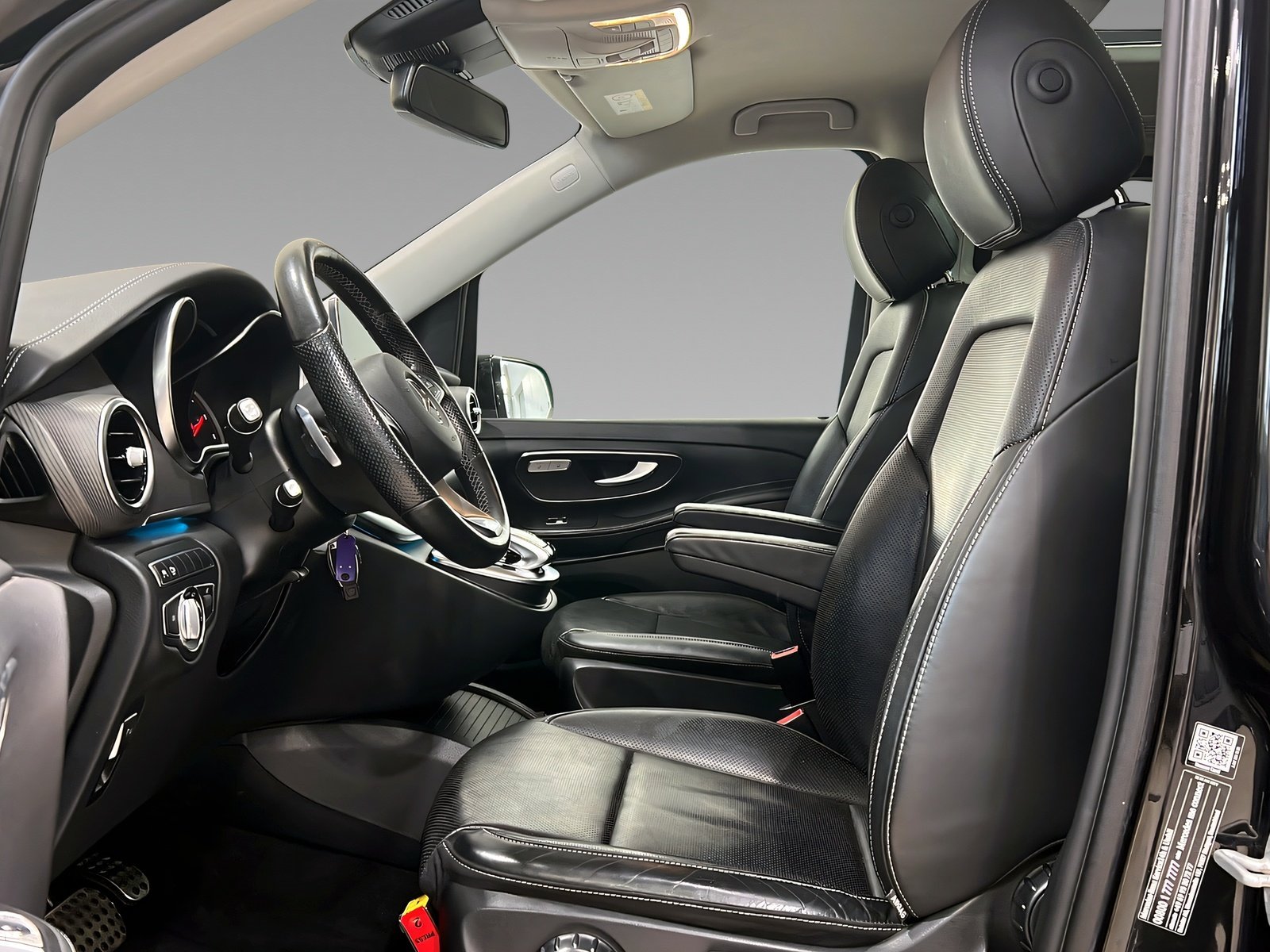 V 250d lang AVANTGAR+EDITION+DISTR+Burm+TotW+360 Bild 9