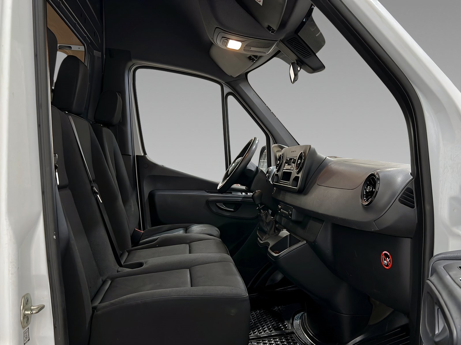 Sprinter 311 CDI Kasten L2H2 DAB+AHK Bild 12