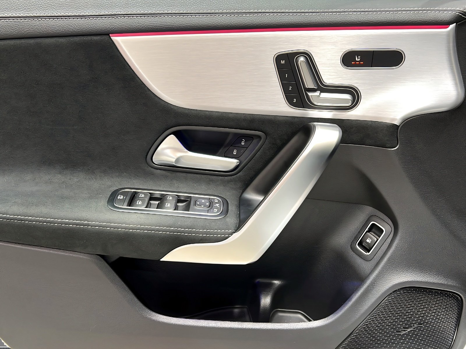 CLA 250 e Coupé AMG+MULTI+NIGHT+Memo+TotW+360° Bild 13